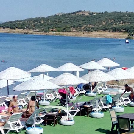 Cunda Beyaz Balina Hotel Ayvalı Esterno foto