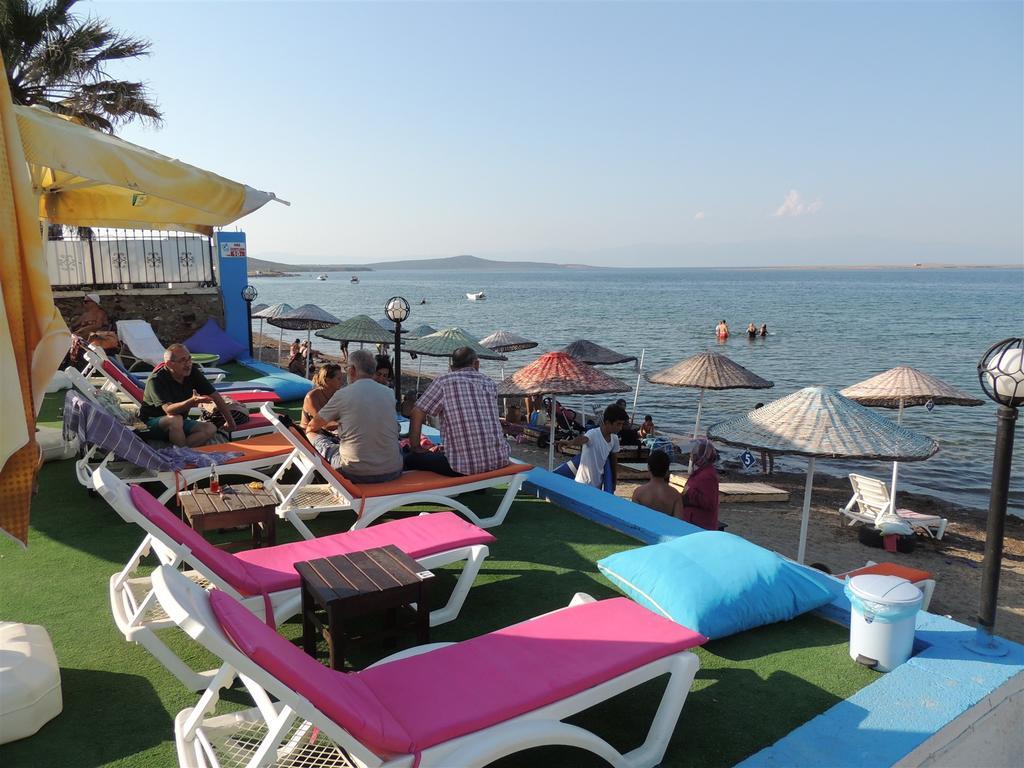 Cunda Beyaz Balina Hotel Ayvalı Esterno foto