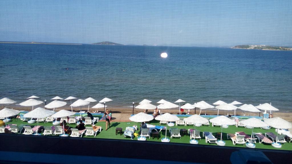 Cunda Beyaz Balina Hotel Ayvalı Esterno foto
