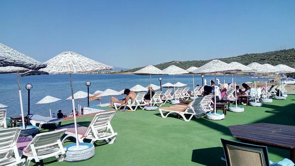 Cunda Beyaz Balina Hotel Ayvalı Esterno foto